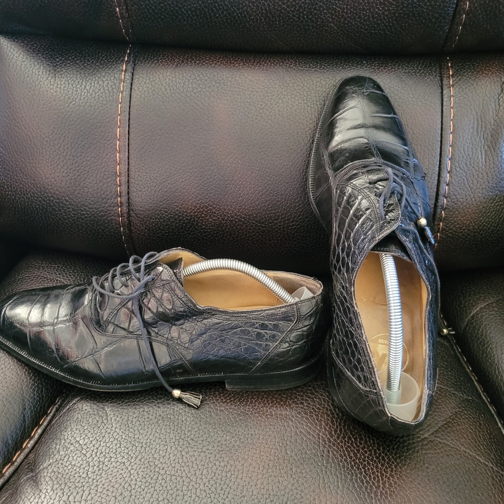 Mauri Black Crocodile Texture Oxfords